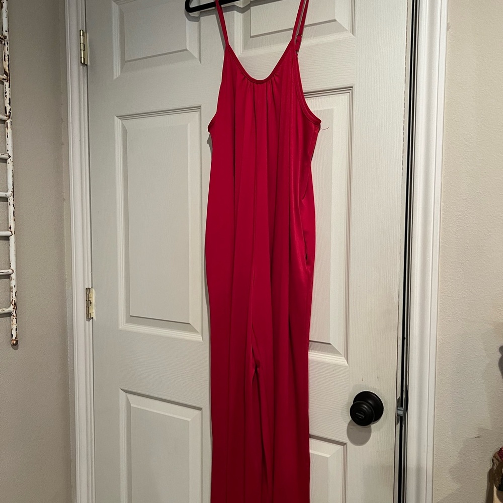 Jumpsuit size XL.